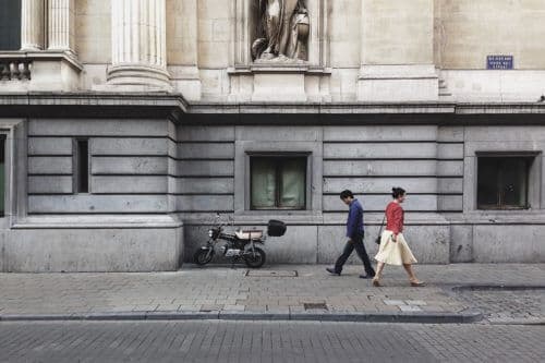 social-anxiety-loneliness-walk-past-street